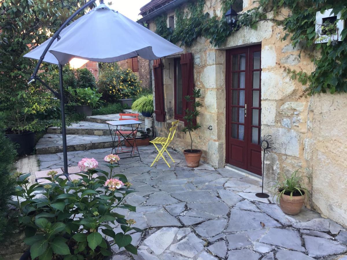 Appartamento Les Temps Des Sources Veyrines-de-Domme Esterno foto